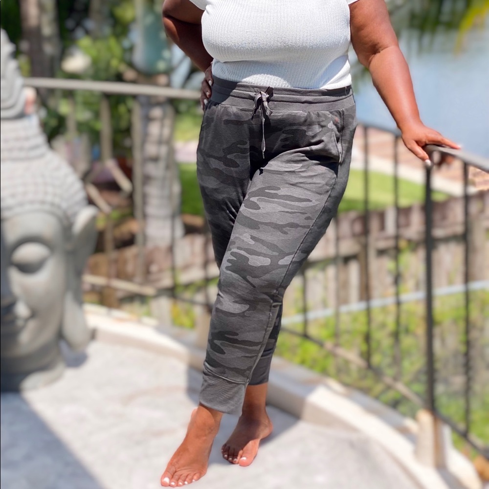 Grey Camo pants! Too sexy and too comfy